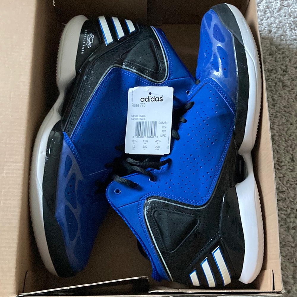 adidas-Men shoes - Derrick Rose 773